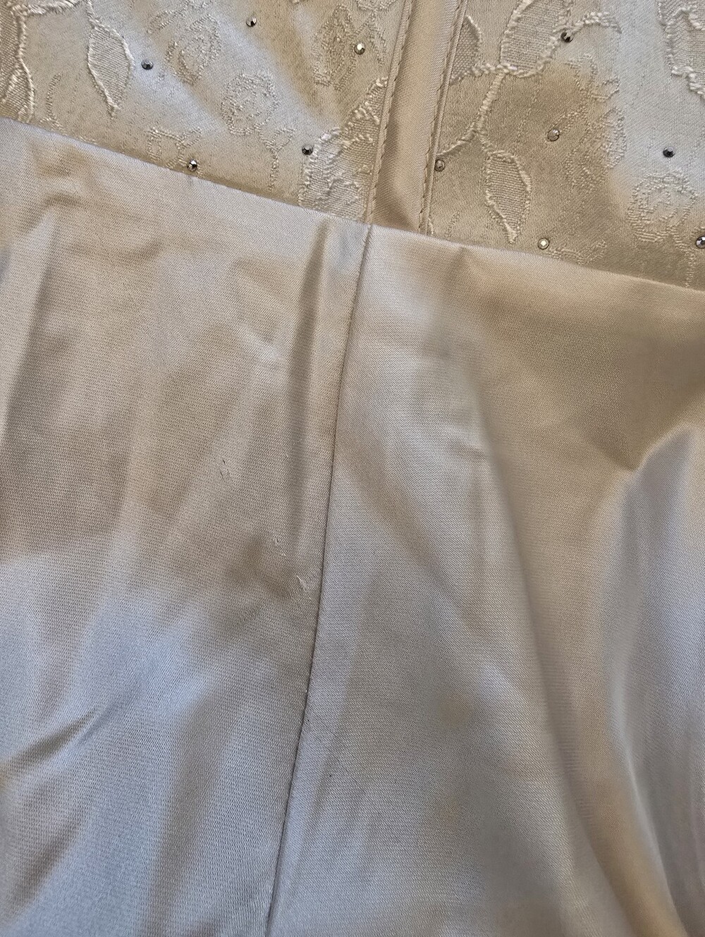 Dear Emilia By Hello Molly Shimmering Horizon Satin Maxi Dress Cream Size S - Picture 9 of 13